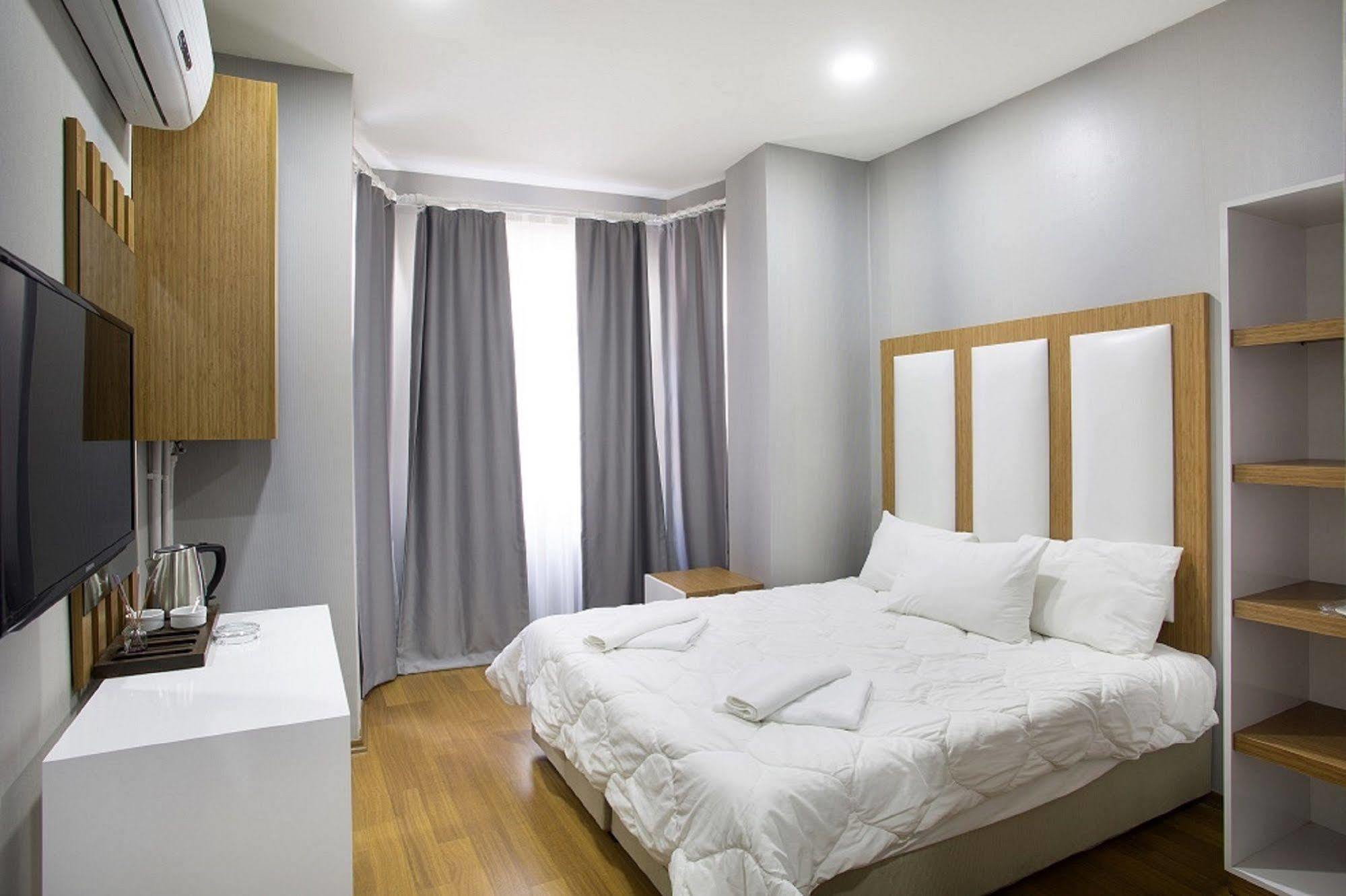 La Pazza Suites Estambul Exterior foto